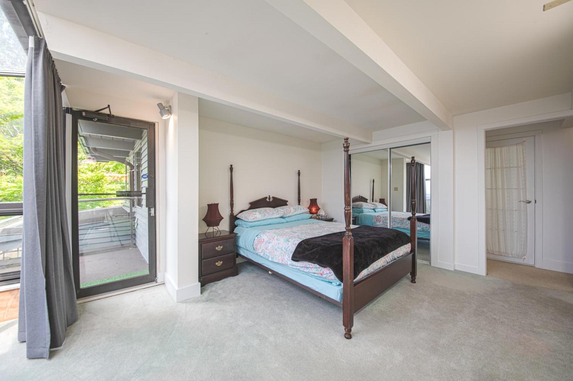 Grouse Cheerful Large Private Bedroom, Bath, Shared Deck, Pool, Hot Tub North Vancouver Exteriör bild